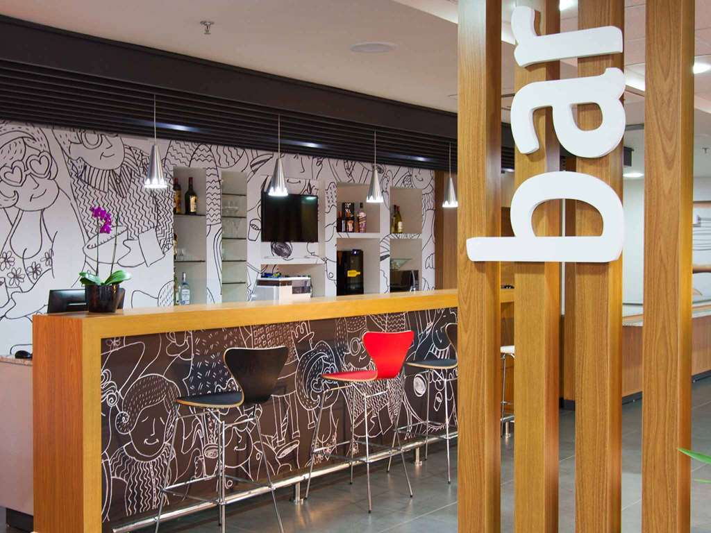 Ibis Cascavel Hotel Restoran foto